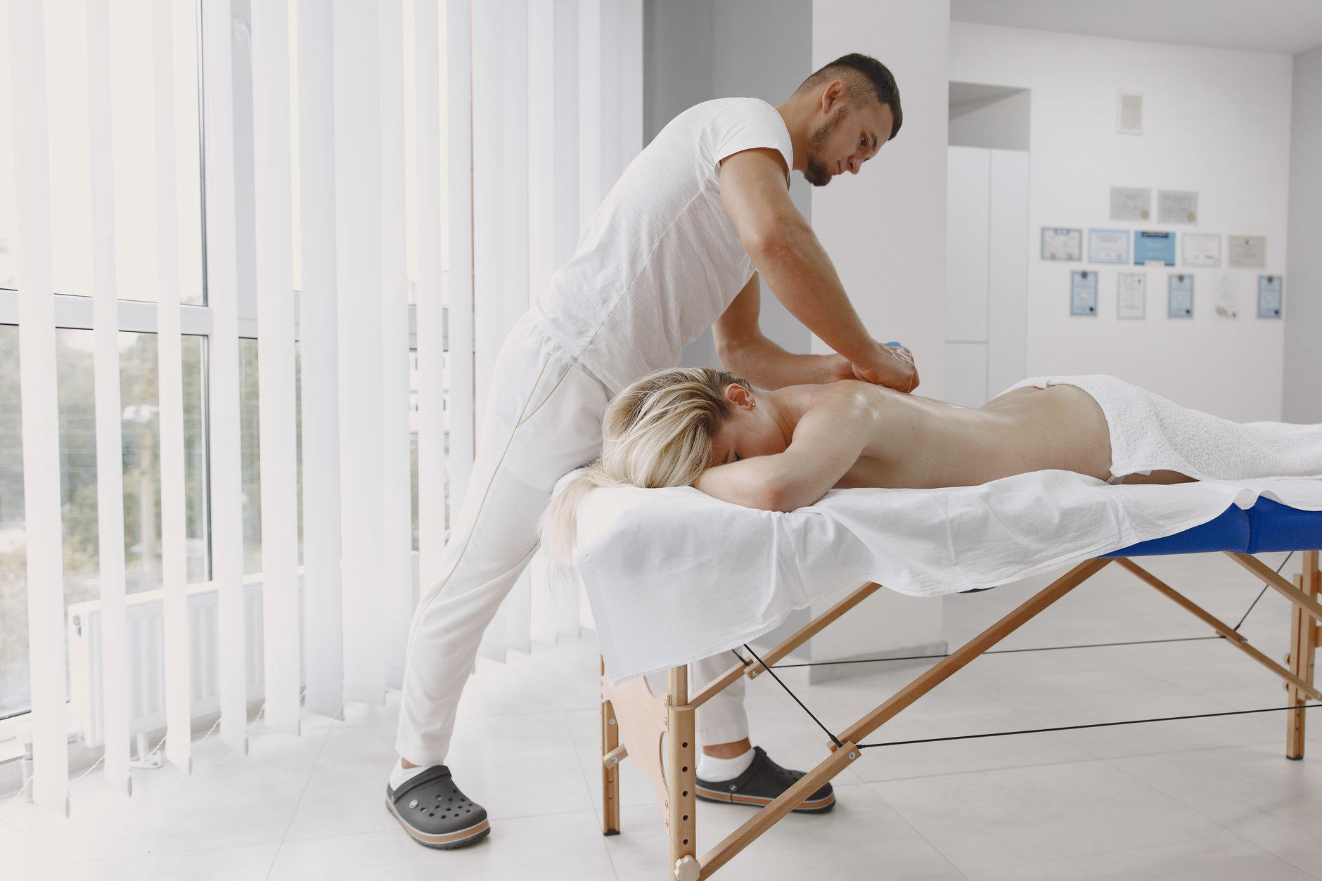 Công đoàn trường học: Vai trò và quy định pháp lý khi chi phúc lợi sức khỏe Công đoàn trường học: Vai trò và quy định pháp lý khi chi phúc lợi sức khỏe